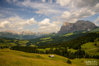 Platkofel en Langkofel @ Dolimieten | 24 mm | 1/160 sec. bij f / 8,0 | ISO 100 | 